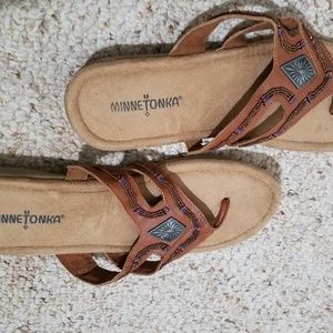 Minnetonka Sandles